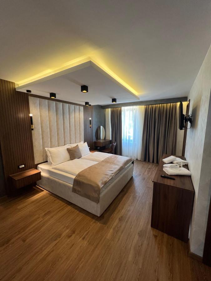Hotel Palace San Valentino أوماغ المظهر الخارجي الصورة