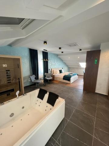 Hotel Palace San Valentino أوماغ المظهر الخارجي الصورة